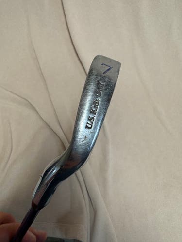 28” Junior 7 Iron US Kids Golf Right Handed Junior Graphite Shaft (Used)
