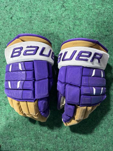 Purple Senior Bauer Pro Series Gloves 14" (Used) | St. Michael's College