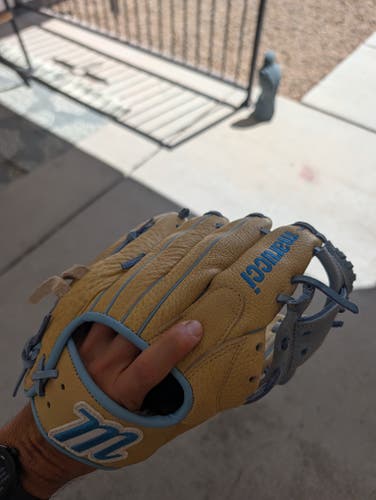 2023 Infield RH Marucci Acadia Baseball Glove 11.25"