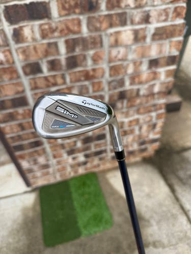 Men's TaylorMade Sim2 Max Right Handed Wedge Regular Flex Graphite Shaft (Used)