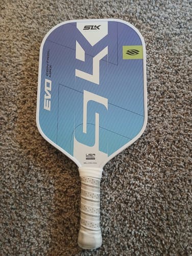 White Selkirk Evo Control Max Pickleball Paddle (Used 5-10 times, nearly perfect condition)