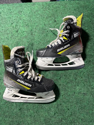 Junior Bauer Vapor X4 Hockey Skates (Regular) Size 3 (Used)