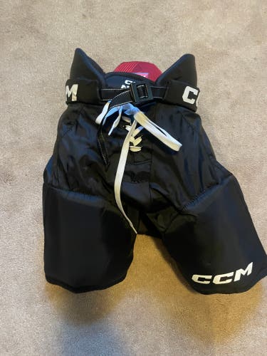 Junior Small CCM Next Hockey Pants (Used)