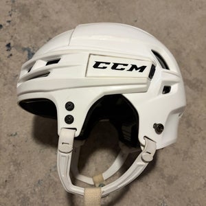 Medium CCM Tacks 910 Helmet Pro Stock (Used)