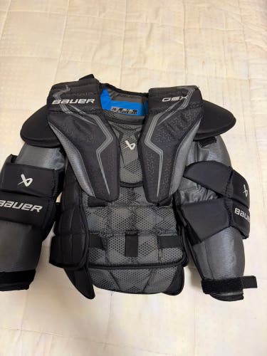 Small / Medium Bauer GSX Goalie Chest Protector (Used)