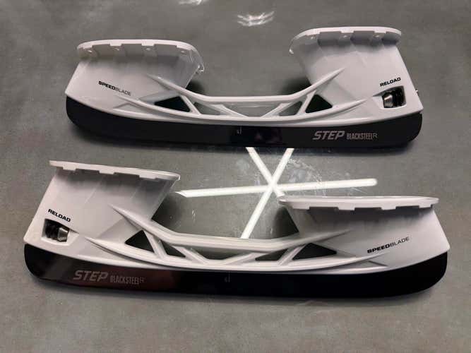 CCM Step Blacksteel 287 mm (New) w/ RELOAD Holder.