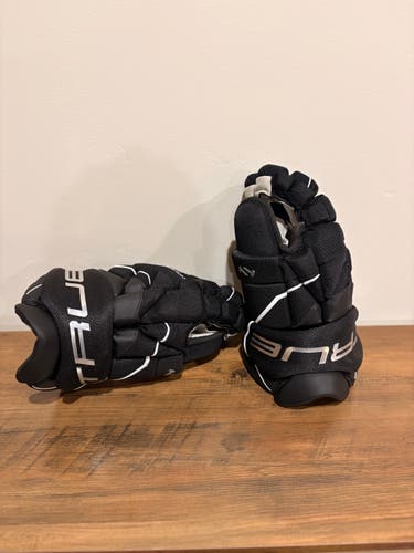 TRUE Catalyst 9X3 Hockey Gloves | Senior 13” | Excellent Condition