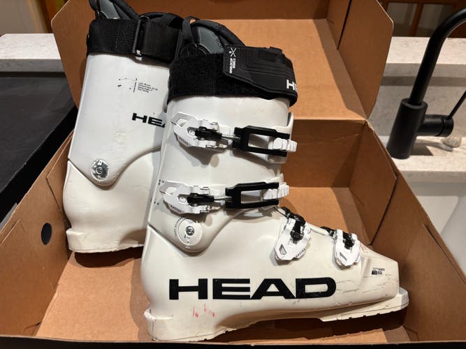 Mondo 28 & 28.5 HEAD Worldcup Raptor Ski Boots Stiff Flex (Used)
