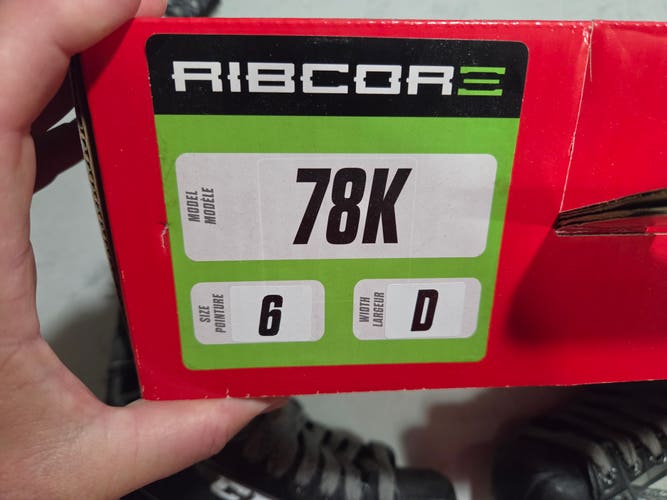 Black CCM Ribcor 78K Hockey Skates Regular Width Size 6 (Used)