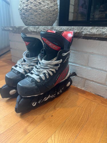 CCM JetSpeed FT6 Hockey Skates Regular Width Size 5 (Used)