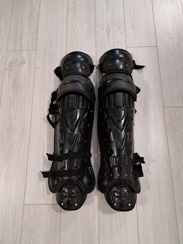 Rawlings XRDLG Catcher's Leg Guard (Used)