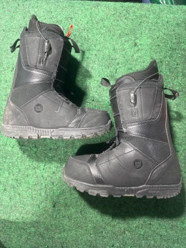 Burton Moto Snowboard Boots (Used) | Men's 7.5