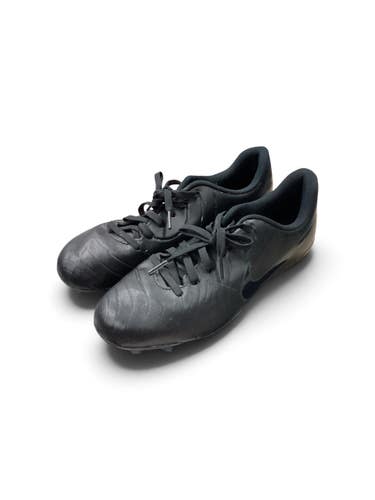 Used Nike Soccer Cleats Black Youth 06.0 11846-S000109792