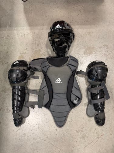 Youth Adidas Catcher's Set (Used)