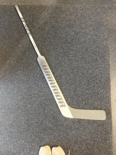 Senior Warrior Ritual RV2E Goalie Stick Regular 26" Paddle (Used)