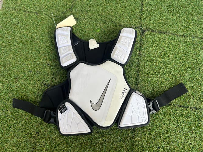 Adult Large Nike Vapor Elite Shoulder Pads (Used)
