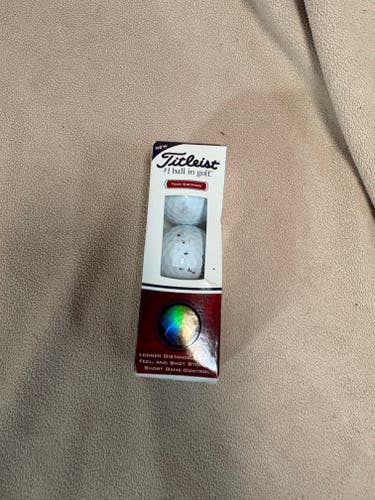Titleist Tour Distance Balls 3 Pack (New)