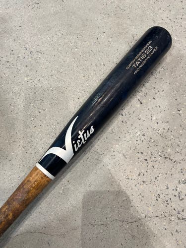 Victus Tatis 23 Pro Reserve Maple Bat 32" (Used)