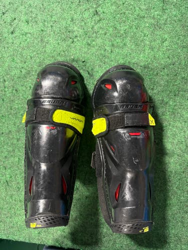 Junior Bauer Vapor 3X Shin Pads 11" (Used)