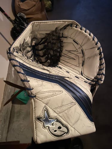 Brian’s G-netik 5 Pro Custom Int glove.