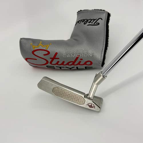 Scotty Cameron Studio Style Newport 2 Putter RH Blade 34 1/2" Headcover Used