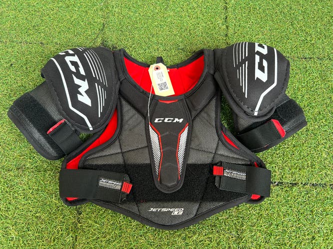 Junior Large CCM JetSpeed LE Shoulder Pads (Used)