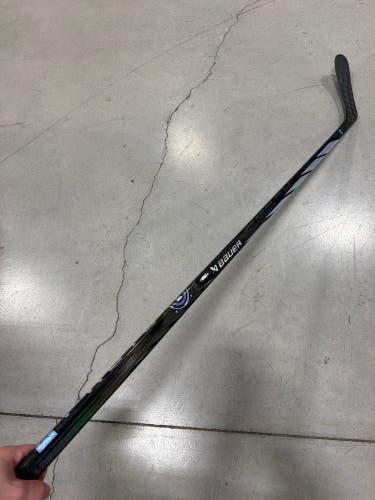 Senior Bauer Proto-R Hockey Stick Left Hand P92 77 Flex (New)