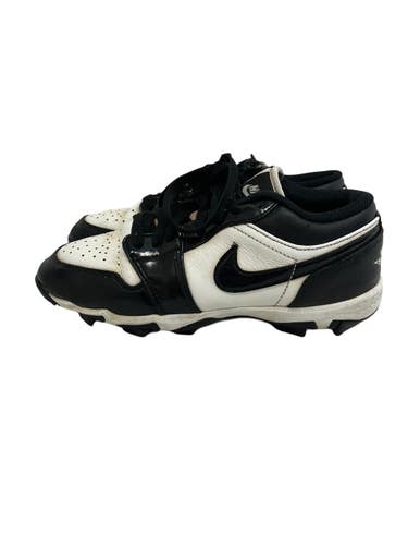 Used Nike Jordan 1 Low Jr 5.5 FB Cleats Black And White  11692-S000157892