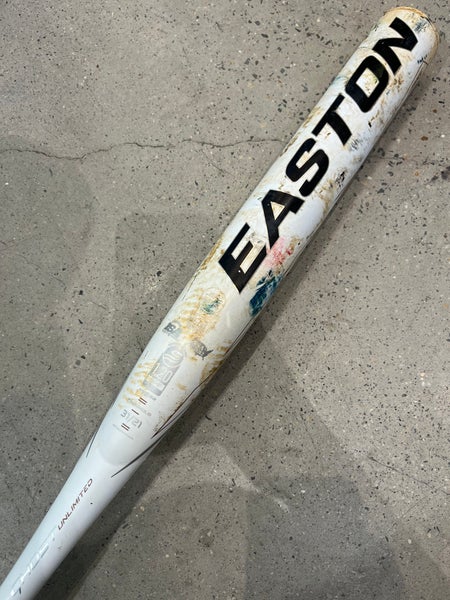 White 2023 Easton Ghost Unlimited Composite Bat (-10) Composite 21 oz 31" (Used)