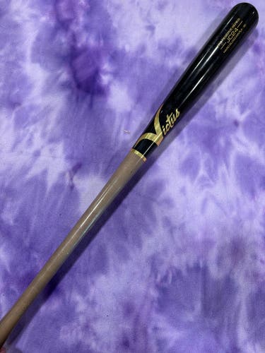 Victus JC24 Maple Bat Maple 32" (Used)