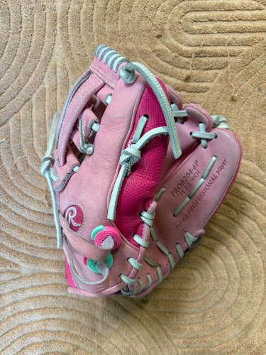 Pink Rawlings Heart of the Hide RH Baseball Glove 11.5" (Used)
