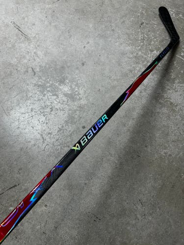 87 Flex P92 Senior Bauer Flylite Left Hand Hockey Stick Pro Stock (Used)
