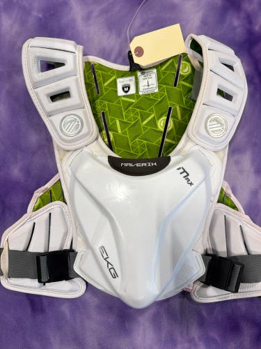 Medium Adult Maverik MAX EKG Shoulder Pads (Used)