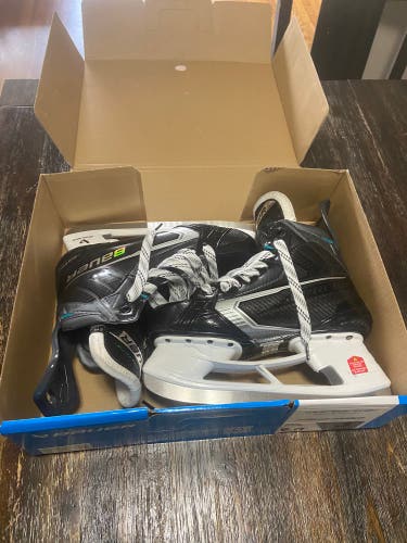 2026 Bauer Supreme F50 Pro Hockey Skates 9 (Used)