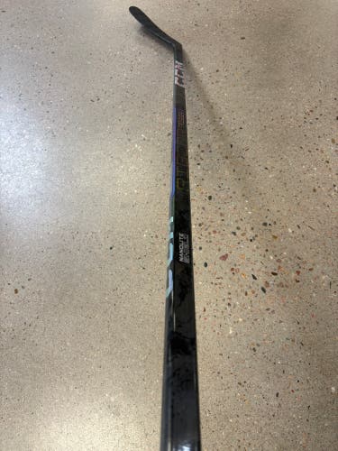 Senior CCM Ribcor Trigger 9 Pro Hockey Stick Left Hand P29 75 Flex (Used)