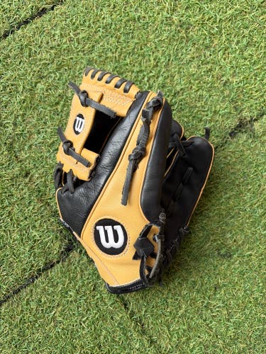 Wilson A500 RH Softball Glove 11.5" (Used)