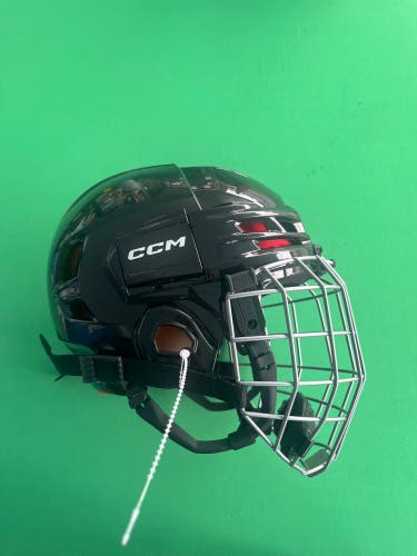 Youth CCM Tacks 70 Helmet (Used)