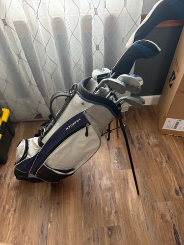 Right Handed Clubs (Full Set) Regular Flex 9 Pieces (Used)