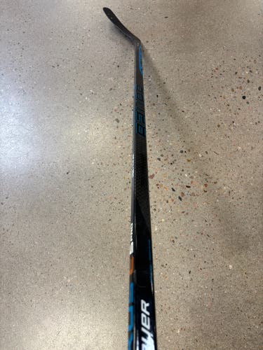 Senior Bauer Nexus E5 Pro Hockey Stick Left Hand P88 77 Flex (Used)