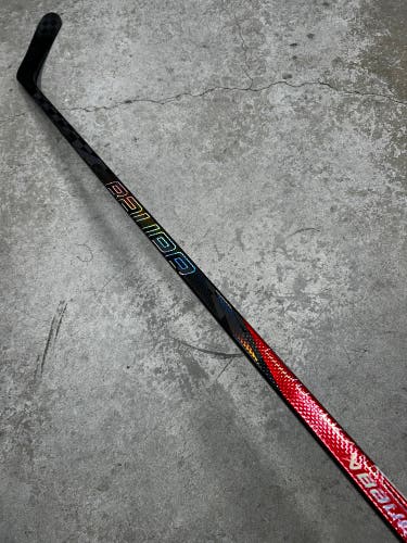 77 Flex P90TM Senior Bauer Tracer Right Hand Hockey Stick Pro Stock (Used)
