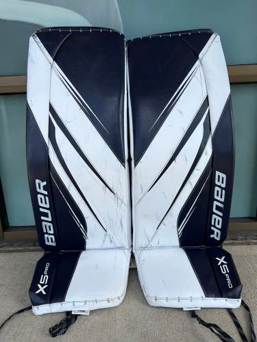 Blue Large Senior Bauer Vapor X5 Pro Goalie Leg Pads (Used)