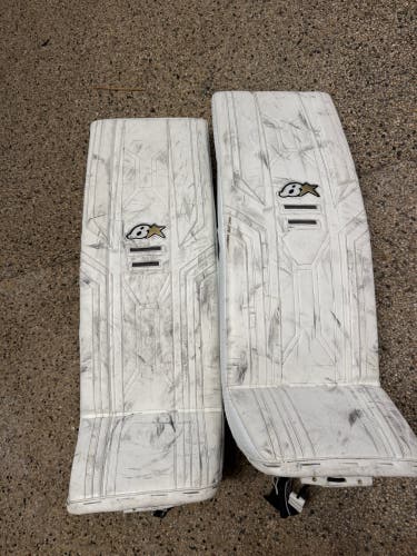 32" Brian's Optik X3 Goalie Leg Pads (Used)