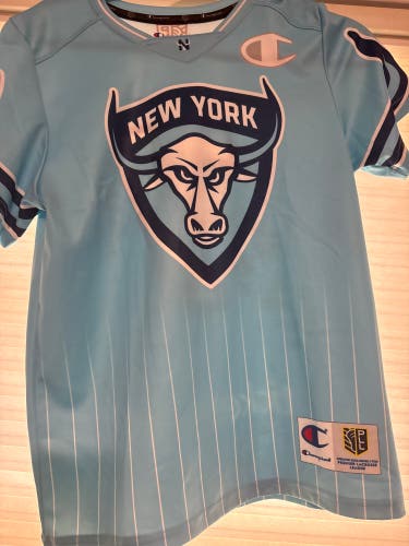 Jeff Teat- New York Atlas/Blue Medium/Large Boys Champion Jersey (New)
