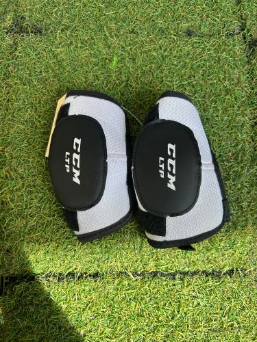 Youth Medium CCM LTP Elbow Pads (Used)