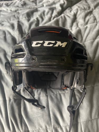 Medium Black CCM Tacks 710 Helmet (Used)