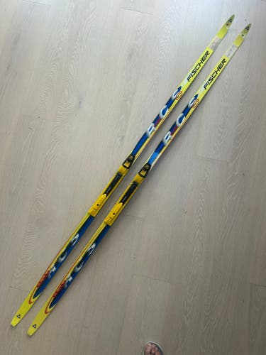 Skate Fischer RCS Cross Country Skis With Bindings (Used)