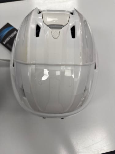 Medium Bauer Re-Akt 95 Helmet (New)