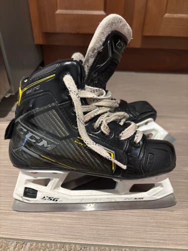 2020 CCM Super Tacks 9370 Hockey Goalie Skates Regular Width Size 2 (Used)