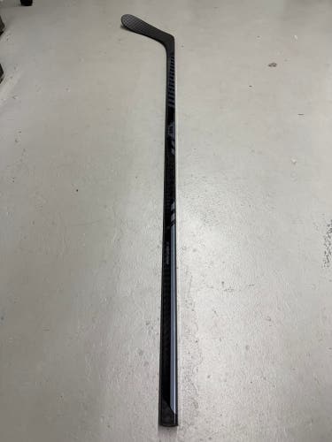 Junior Warrior Covert QR6 Left Hand Hockey Stick W28 40 Flex (New)