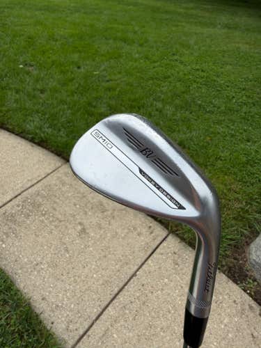 Titleist Vokey SM10 Chrome Sand Wedge 54/10 Dynamic Gold S200 Stiff Flex 35.5"